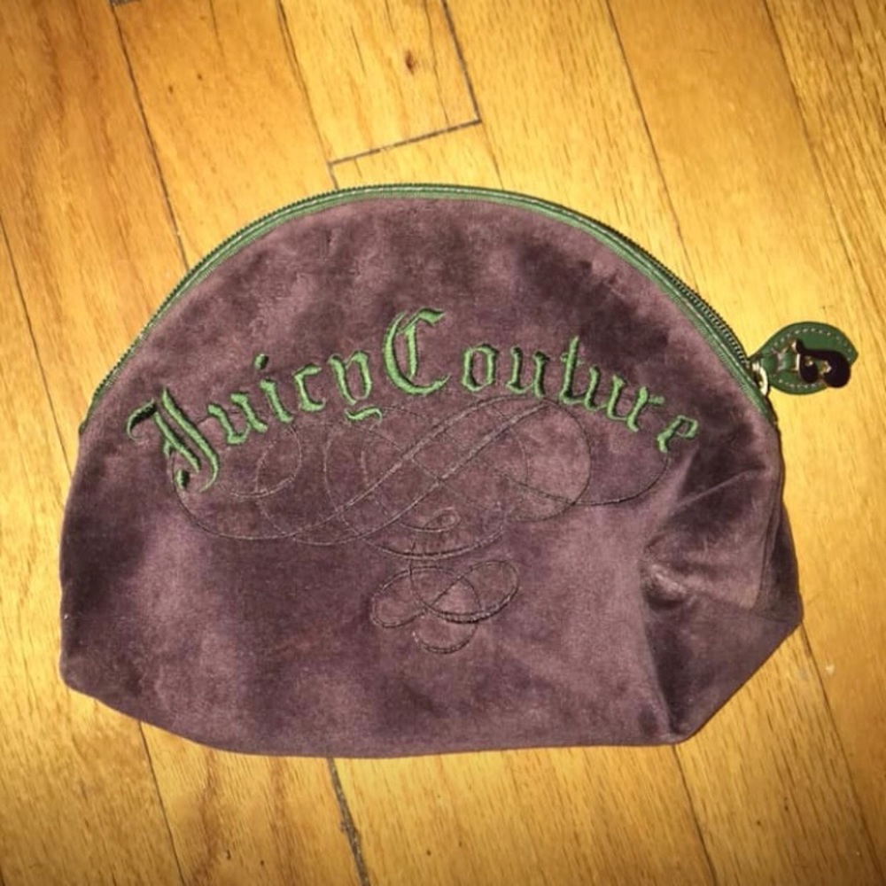 ❗️LAST CHANCE❗️Juicy Couture makeup bag